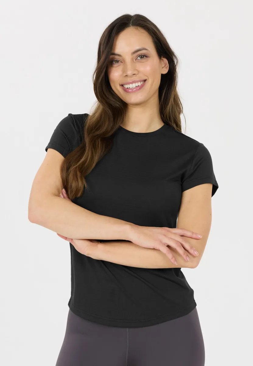 ATHLECIA EA264082 Miwa V2 W SS Tee-1001 Black