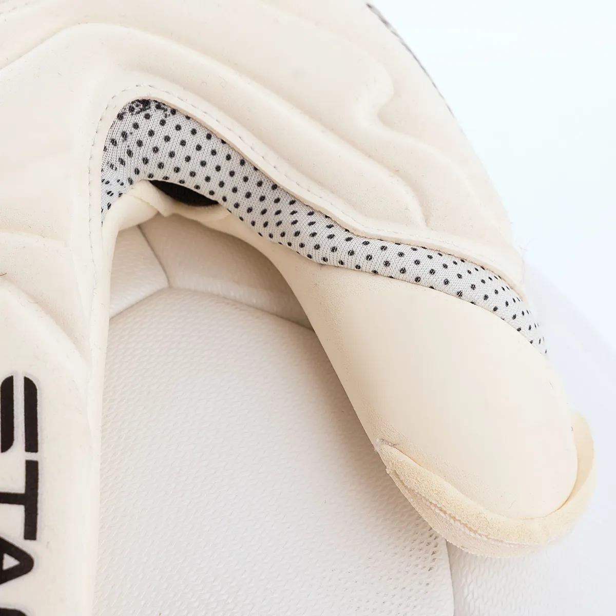 stanno-480257-ultimate-grip-v-2800-white-black-3 STANNO 480257 Ultimate Grip V-2800 White/Black